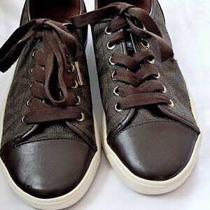 Michael Kors Sneakers Women  Size 6. BRAND NEW